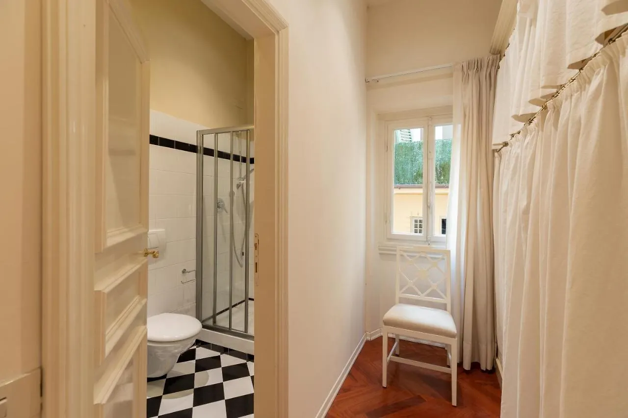 Big Apartment A Stone'S Throw From The Duomo Florence